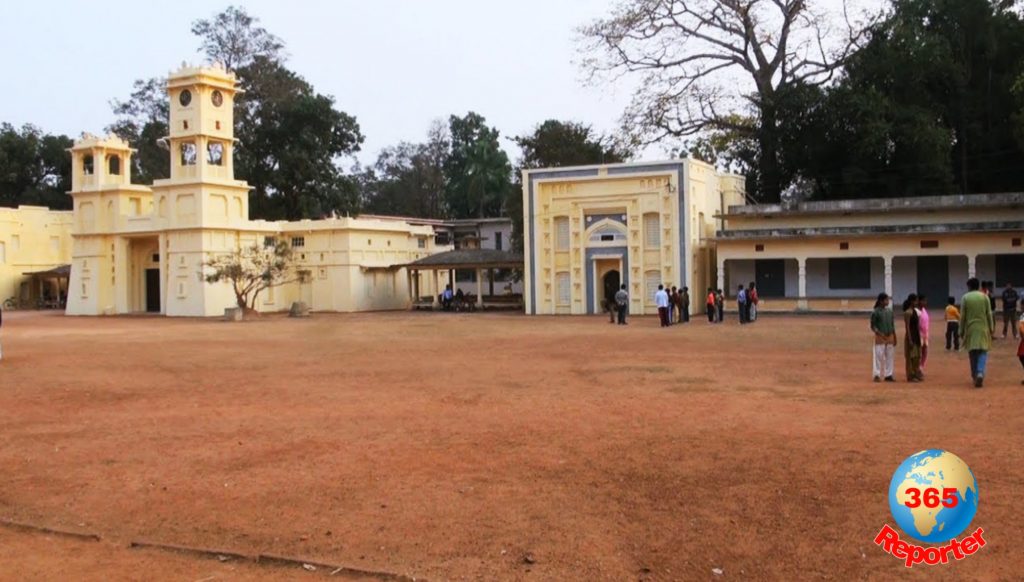 visva bharati university ground in bolpur santiniketan