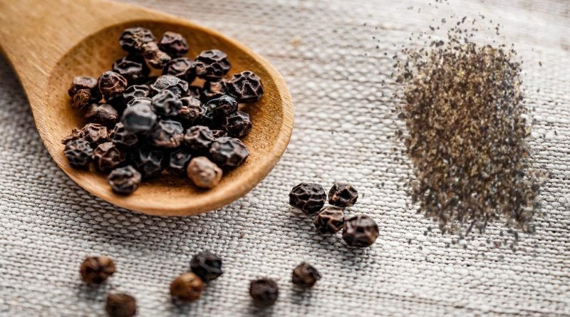 How to get rid of constipation and heavy weight using pepper