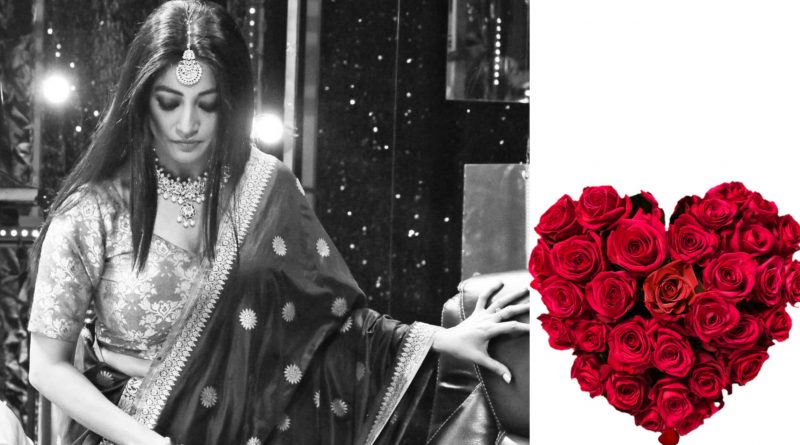 Actress Paoli dam dresses like a Queen young guys become speechless