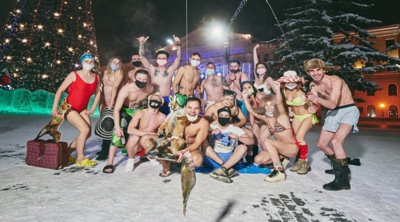 Bikini party in Tomsk city Syberia in -39 degree C and it goes viral