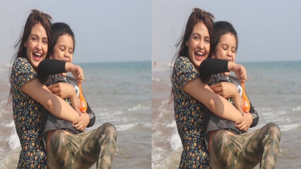 Priyanka is cuddling her son Sohoj Banerjee at Puri Sea