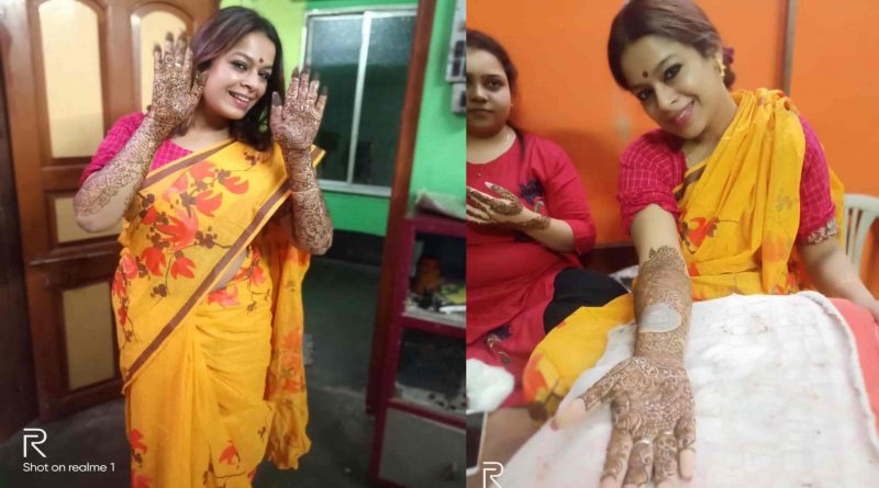 Iman Chakraborty Mehendi photos check out and see singer is so happy now