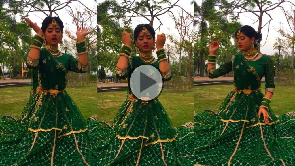 ranima ditipriya roy dances on sonar sangsar awards 2021 wearing green lehenga